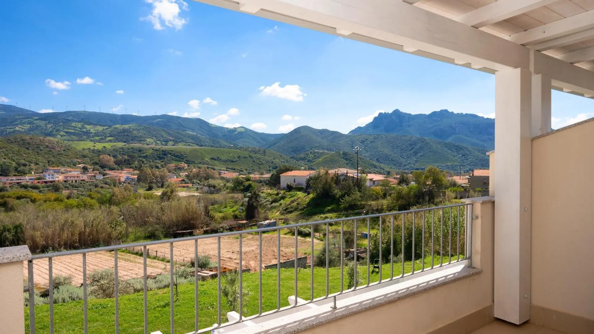 Villa Domo#30 - Villino Con Piscina, Giardino E Parcheggio Privato à Viddalba